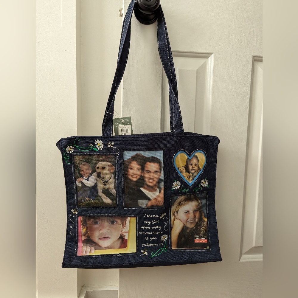 NWT Picture tote bag. Navy Blue.